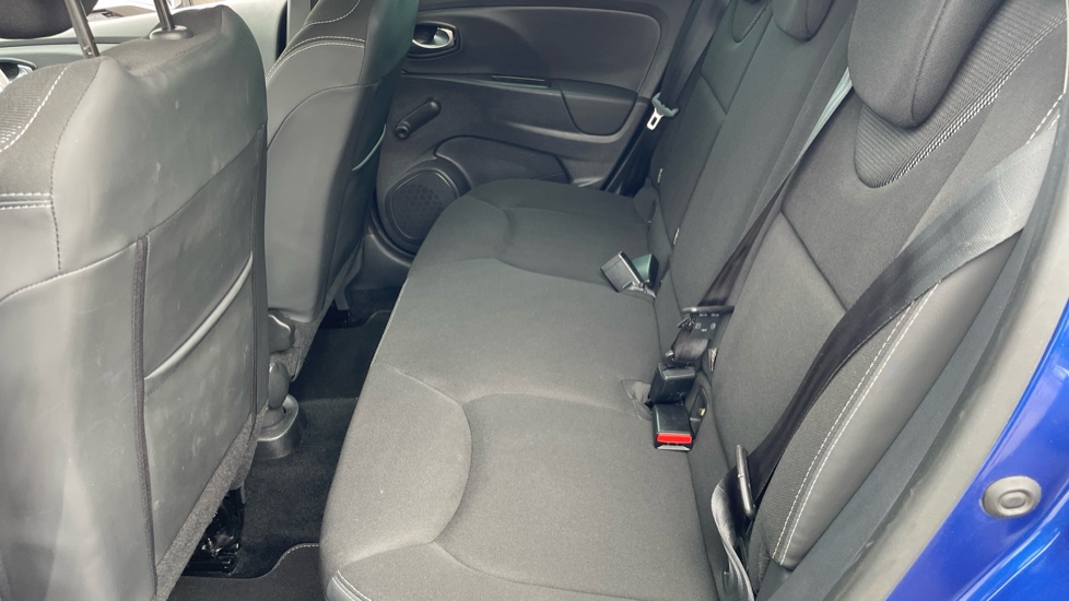 Renault Clio 0.9 TCE 90 Iconic 5dr Petrol Hatchback - Image 16