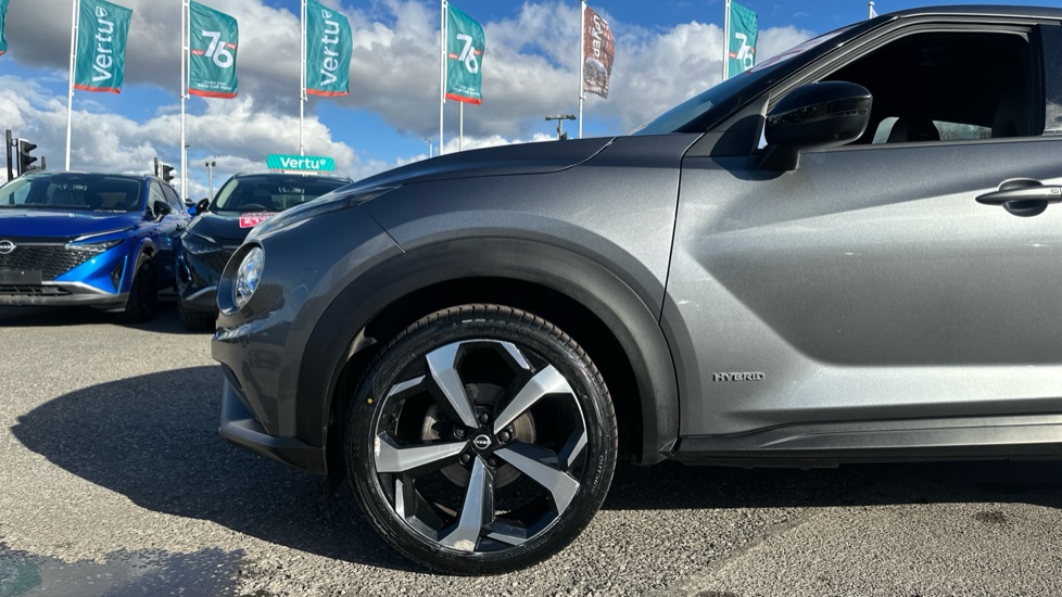 Nissan Juke 1.6 Hybrid Tekna 5dr Auto Hybrid Hatchback - Image 7