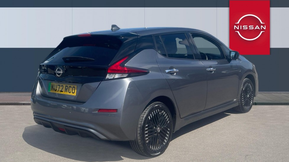 Nissan LEAF 160kW e+ N-Connecta 59kWh 5dr Auto Electric Hatchback - Image 2