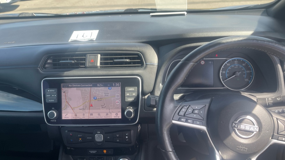 Nissan LEAF 160kW e+ N-Connecta 59kWh 5dr Auto Electric Hatchback - Image 8