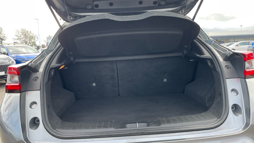 Nissan Juke 1.6 Hybrid N-Connecta 5dr Auto Hybrid Hatchback - Image 4