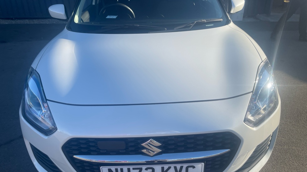 Suzuki Swift 1.2 Dualjet 83 12V Hybrid SZ-L 5dr Petrol Hatchback - Image 8