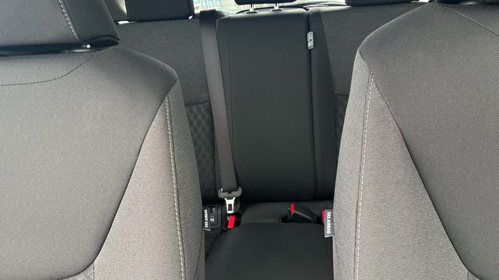 Toyota Yaris 1.5 Hybrid Design 5dr CVT Hybrid Hatchback - Image 15