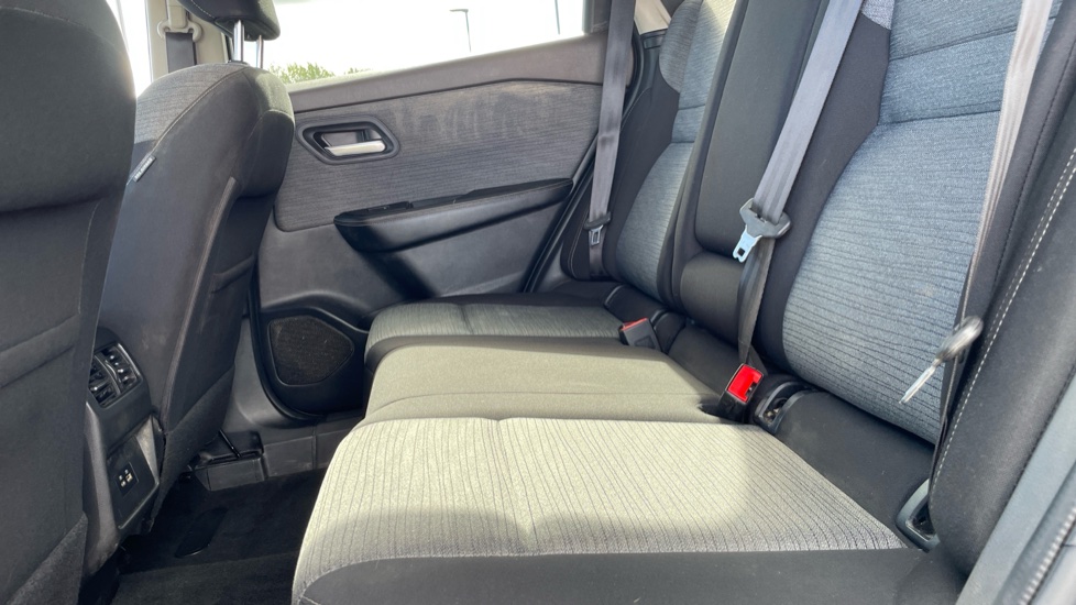 Nissan X-Trail 1.5 MHEV 163 N-Connecta 5dr Xtronic Petrol Station Wagon - Image 16