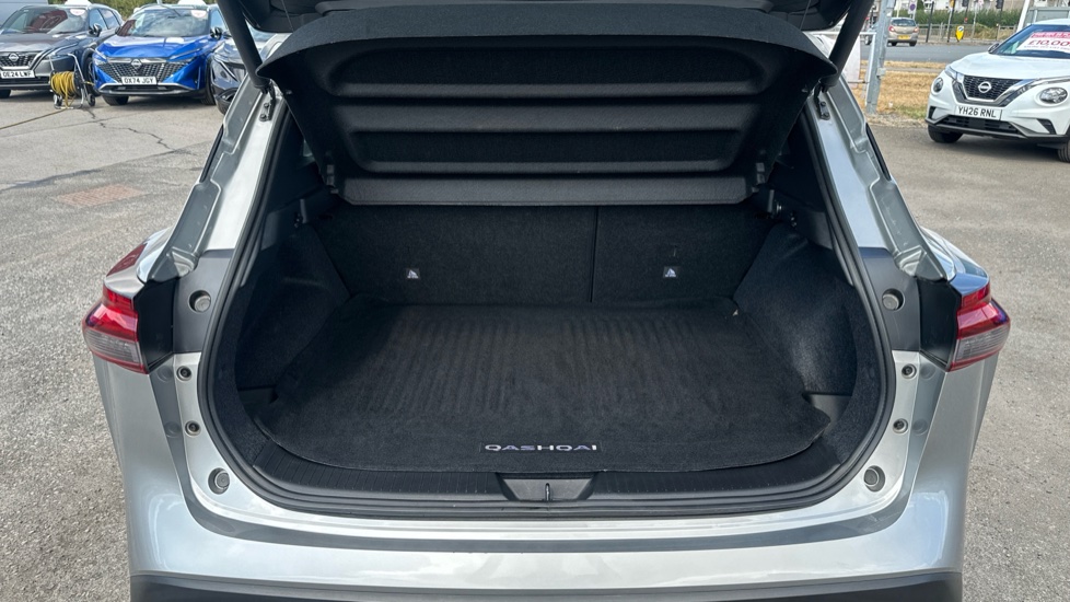 Nissan Qashqai 1.5 E-Power Tekna 5dr Auto Hybrid Hatchback - Image 4