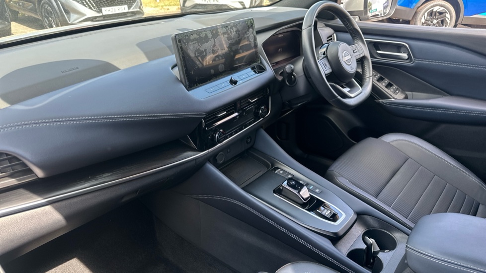 Nissan Qashqai 1.5 E-Power Tekna 5dr Auto Hybrid Hatchback - Image 9