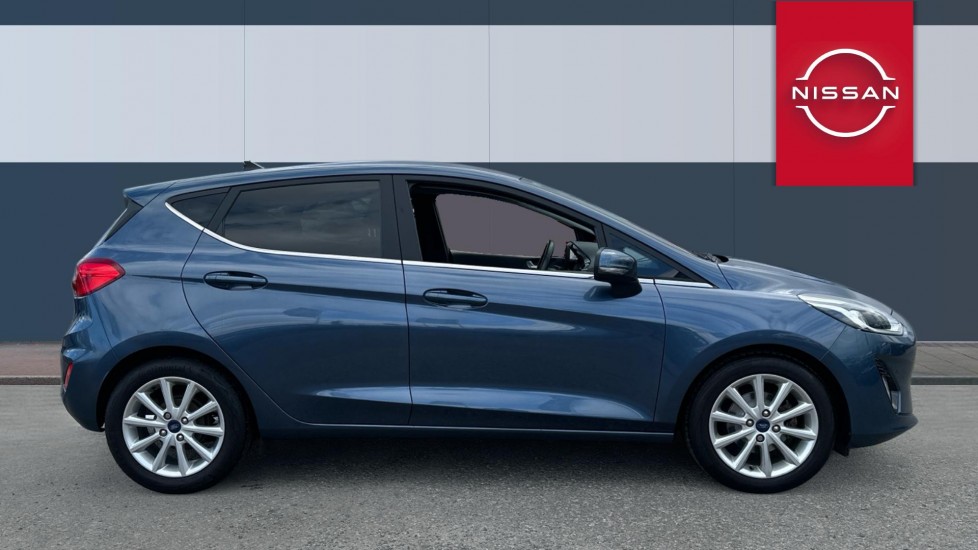 Ford Fiesta 1.0 EcoBoost Hybrid mHEV 125 Titanium 5dr Petrol Hatchback - Image 5