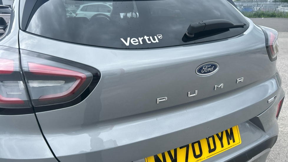 Ford Puma 1.0 EcoBoost Hybrid mHEV Titanium 5dr Petrol Hatchback - Image 23