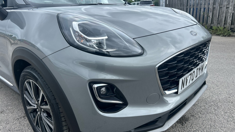 Ford Puma 1.0 EcoBoost Hybrid mHEV Titanium 5dr Petrol Hatchback - Image 25