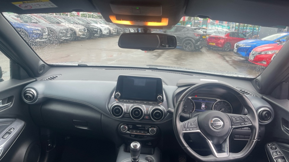 Nissan Juke 1.0 DiG-T 114 N-Connecta 5dr Petrol Hatchback - Image 14
