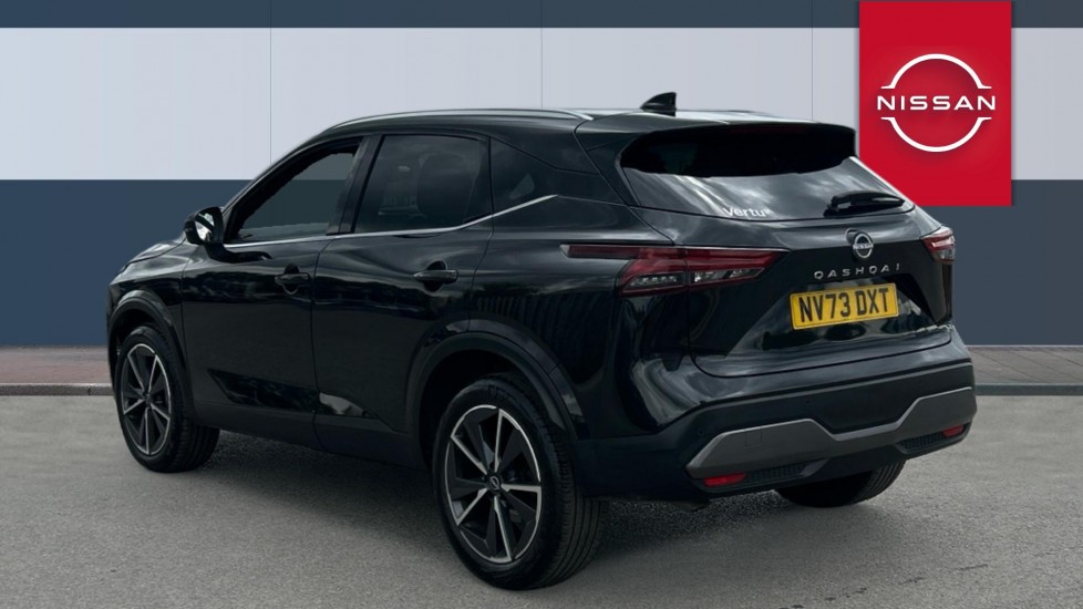 Nissan Qashqai 1.3 DiG-T MH Tekna 5dr Petrol Hatchback - Image 2
