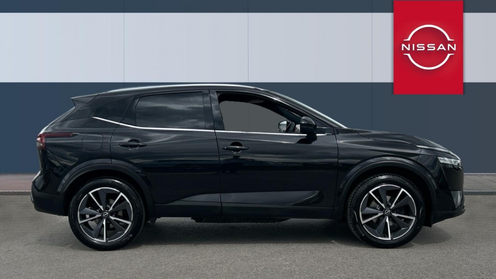 Nissan Qashqai 1.3 DiG-T MH Tekna 5dr Petrol Hatchback - Image 5