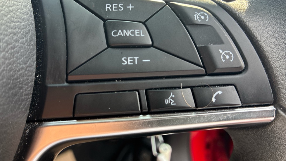 Nissan Juke 1.0 DiG-T 114 Acenta 5dr Petrol Hatchback - Image 21