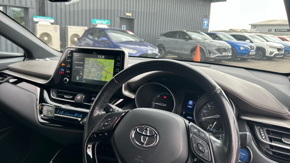 Toyota C-HR 1.8 Hybrid Excel 5dr CVT Hybrid Hatchback - Image 11