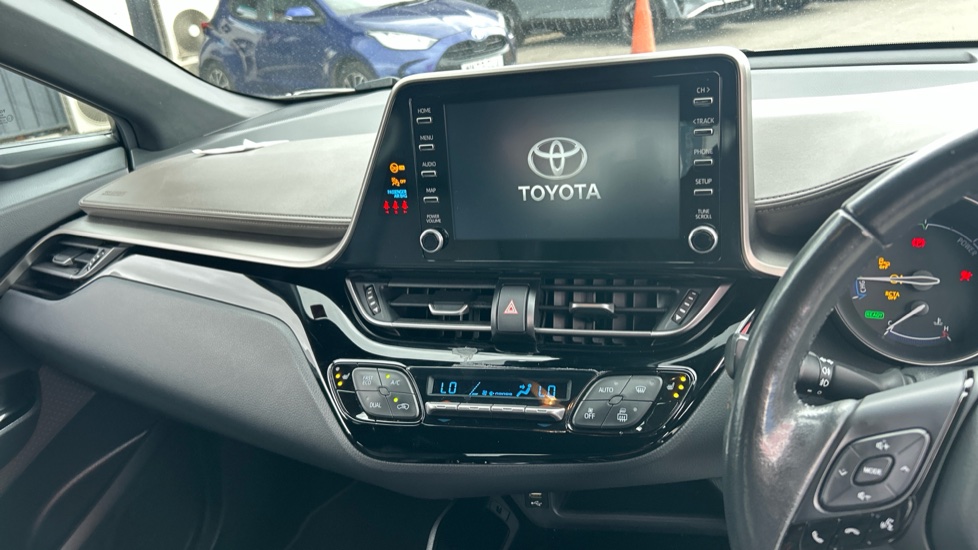 Toyota C-HR 1.8 Hybrid Excel 5dr CVT Hybrid Hatchback - Image 14