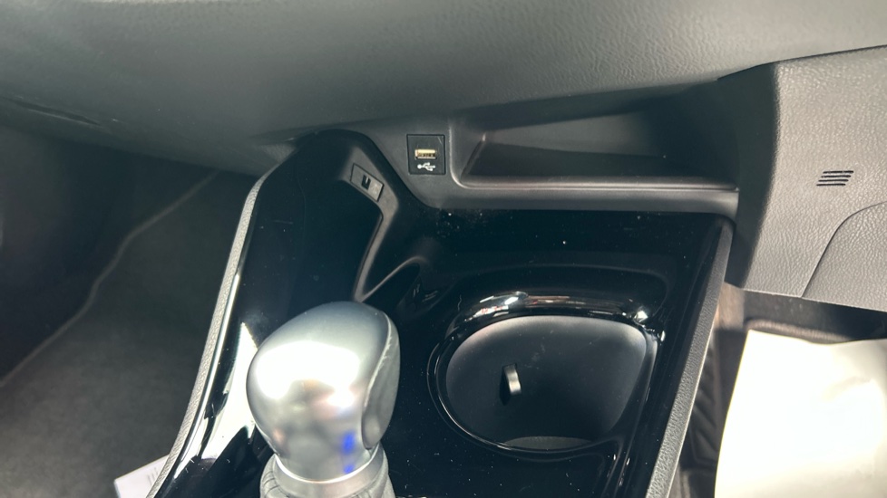 Toyota C-HR 1.8 Hybrid Excel 5dr CVT Hybrid Hatchback - Image 28
