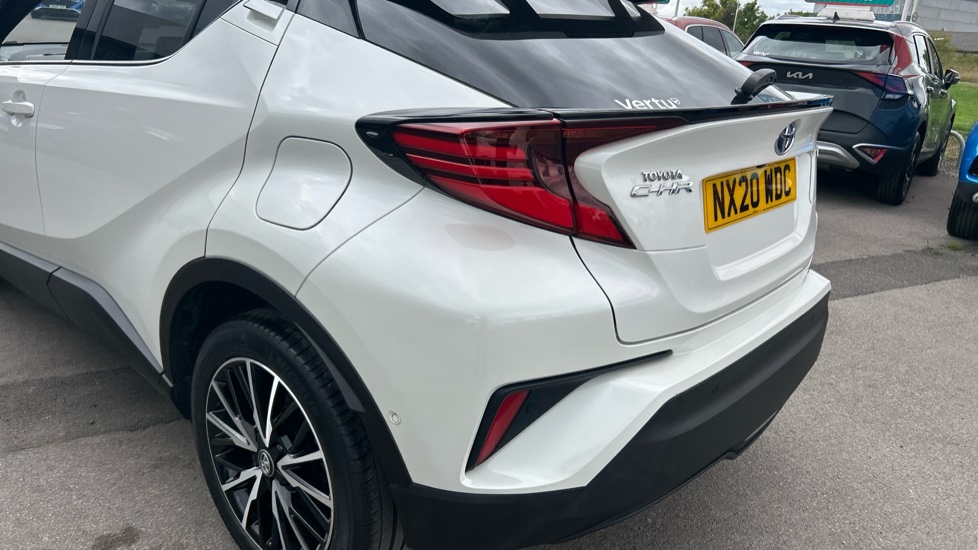 Toyota C-HR 1.8 Hybrid Excel 5dr CVT Hybrid Hatchback - Image 38