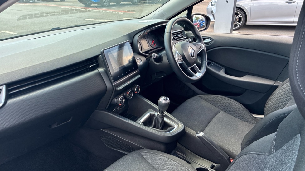 Renault Clio 1.0 TCe 100 Iconic 5dr Petrol Hatchback - Image 9