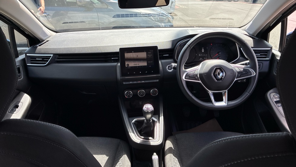 Renault Clio 1.0 TCe 100 Iconic 5dr Petrol Hatchback - Image 10
