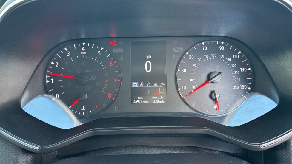 Renault Clio 1.0 TCe 100 Iconic 5dr Petrol Hatchback - Image 18