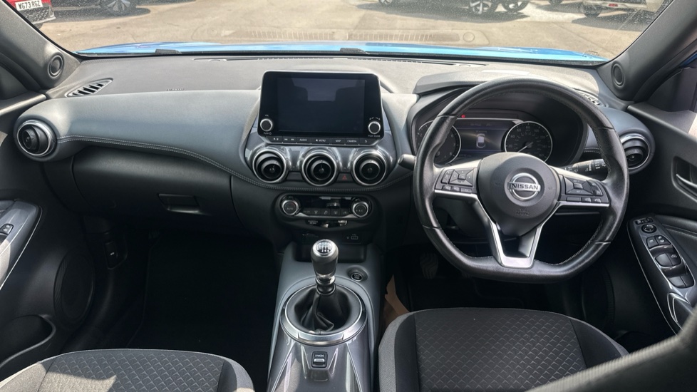 Nissan Juke 1.0 DiG-T 114 N-Connecta 5dr Petrol Hatchback - Image 10