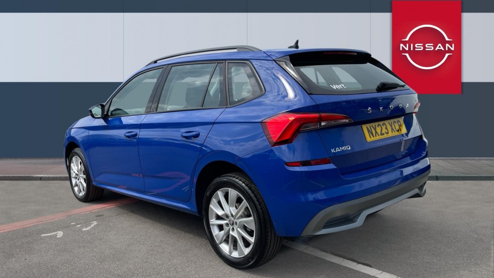 Skoda Kamiq 1.0 TSI 110 SE 5dr Petrol Hatchback - Image 2