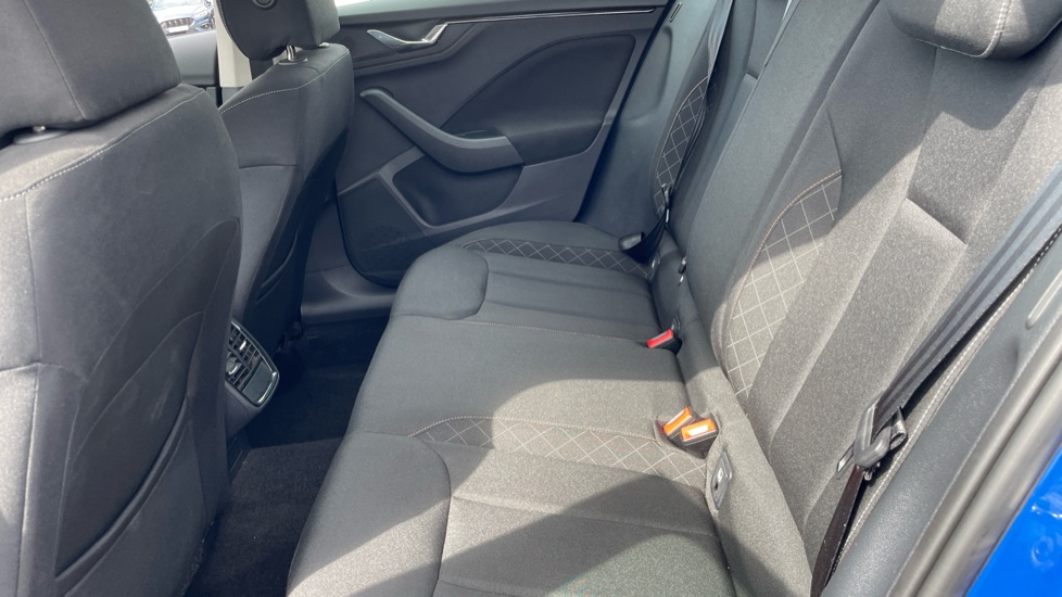 Skoda Kamiq 1.0 TSI 110 SE 5dr Petrol Hatchback - Image 16
