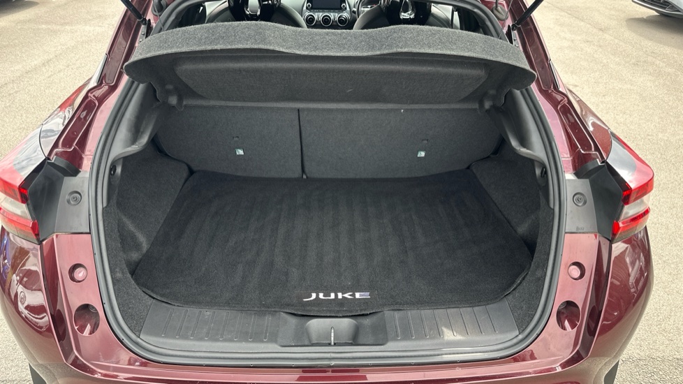 Nissan Juke 1.0 DiG-T 114 Tekna 5dr Petrol Hatchback - Image 4
