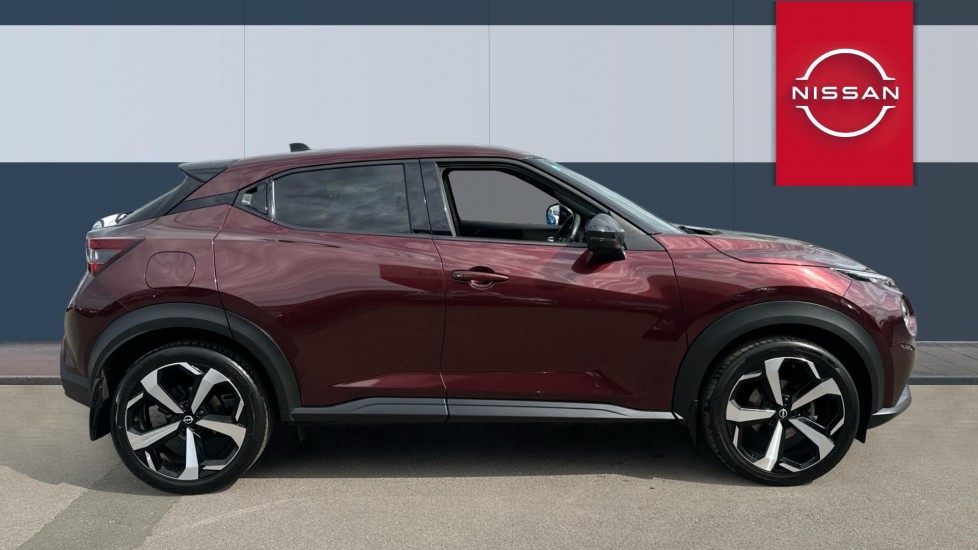 Nissan Juke 1.0 DiG-T 114 Tekna 5dr Petrol Hatchback - Image 5