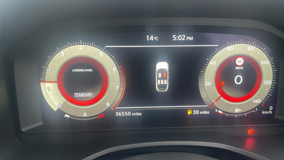 Nissan Qashqai 1.3 DiG-T MH Premiere Edition 5dr Petrol Hatchback - Image 18
