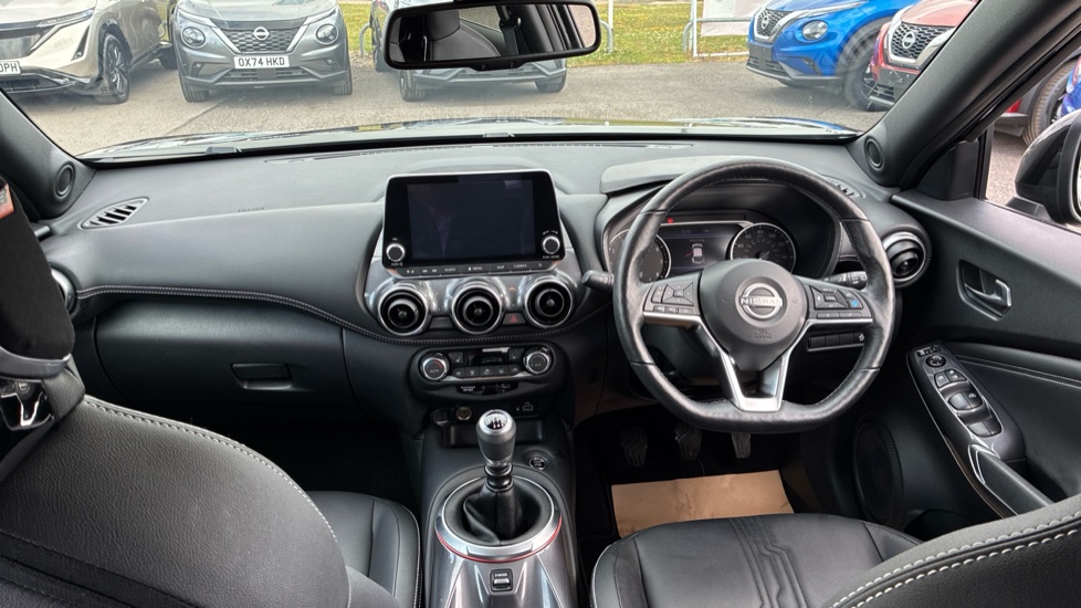 Nissan Juke 1.0 DiG-T 114 Tekna 5dr Petrol Hatchback - Image 10