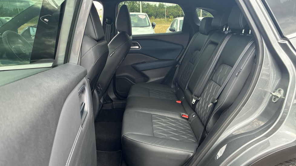 Nissan Qashqai 1.5 E-Power Tekna+ 5dr Auto Hybrid Hatchback - Image 16