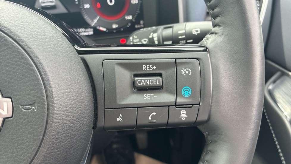 Nissan Qashqai 1.5 E-Power Tekna+ 5dr Auto Hybrid Hatchback - Image 24
