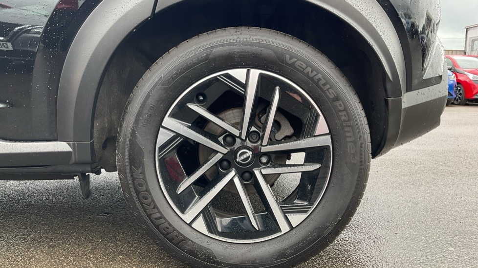 Nissan Juke 1.0 DiG-T N-Connecta 5dr Petrol Hatchback - Image 7