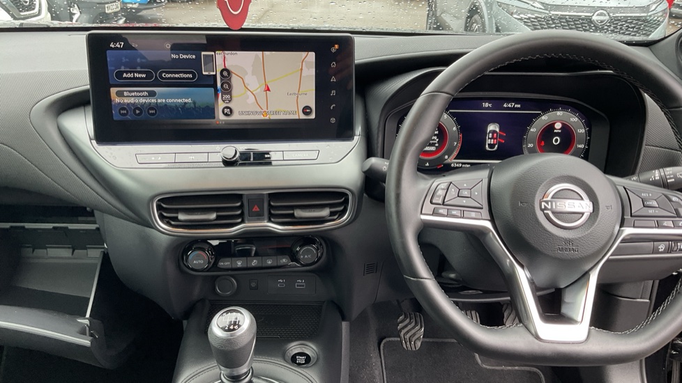 Nissan Juke 1.0 DiG-T N-Connecta 5dr Petrol Hatchback - Image 10