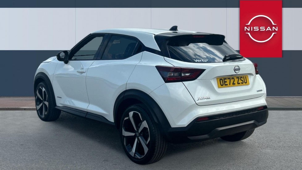 Nissan Juke 1.6 Hybrid Tekna 5dr Auto Hybrid Hatchback - Image 2