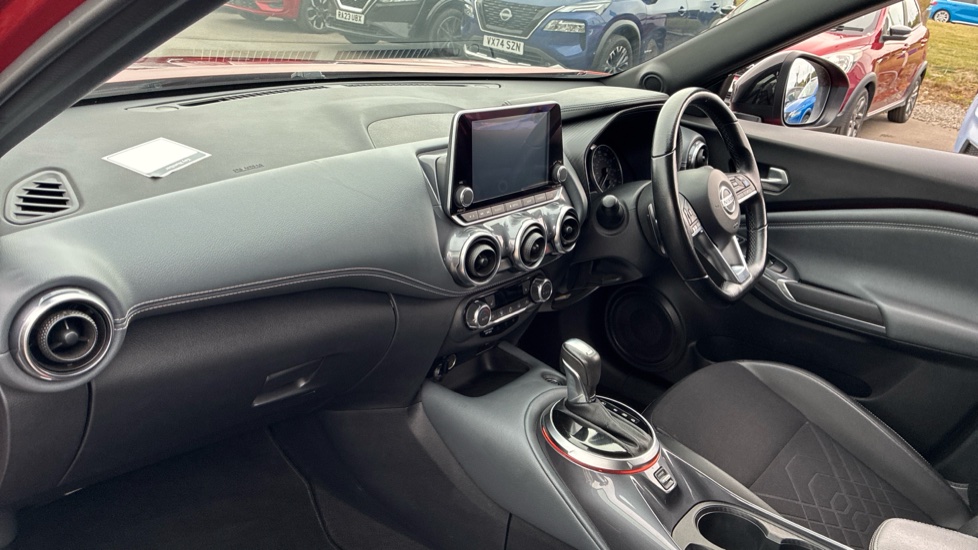 Nissan Juke 1.0 DiG-T Tekna 5dr DCT Petrol Hatchback - Image 9