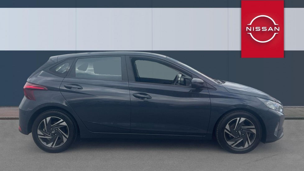 Hyundai i20 1.0T GDi Element 5dr Petrol Hatchback - Image 5