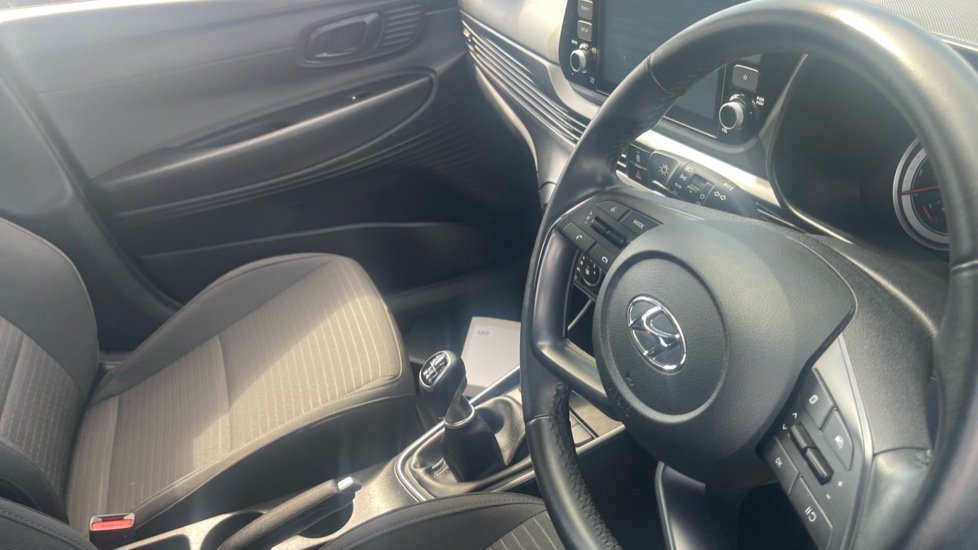 Hyundai i20 1.0T GDi Element 5dr Petrol Hatchback - Image 9