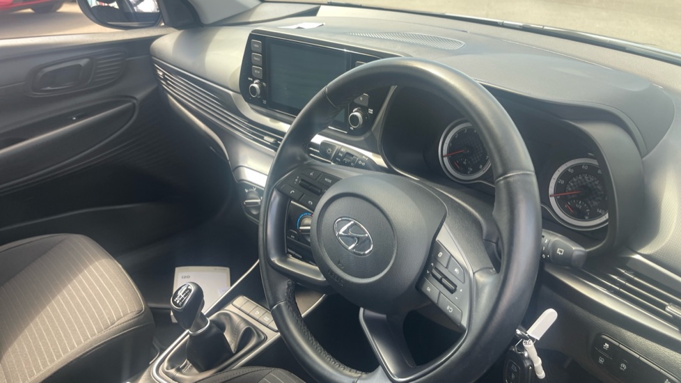 Hyundai i20 1.0T GDi Element 5dr Petrol Hatchback - Image 11