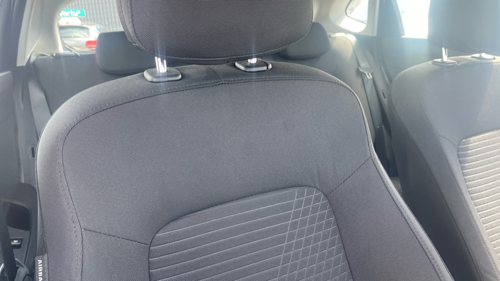 Hyundai i20 1.0T GDi Element 5dr Petrol Hatchback - Image 15