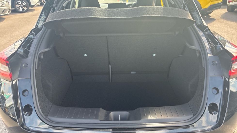 Nissan Juke 1.0 DiG-T Acenta Premium 5dr Petrol Hatchback - Image 4
