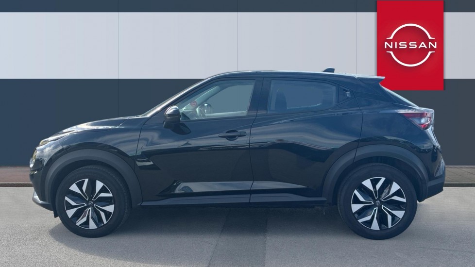 Nissan Juke 1.0 DiG-T Acenta Premium 5dr Petrol Hatchback - Image 5