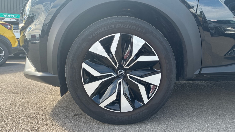 Nissan Juke 1.0 DiG-T Acenta Premium 5dr Petrol Hatchback - Image 7