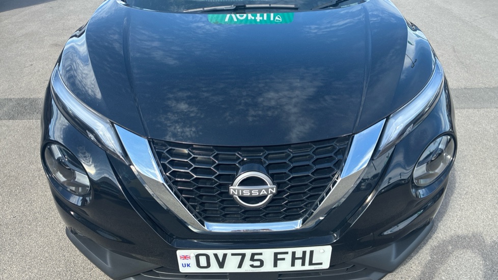Nissan Juke 1.0 DiG-T Acenta Premium 5dr Petrol Hatchback - Image 8