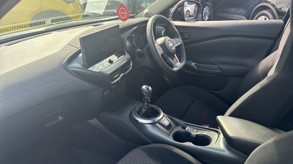 Nissan Juke 1.0 DiG-T Acenta Premium 5dr Petrol Hatchback - Image 9