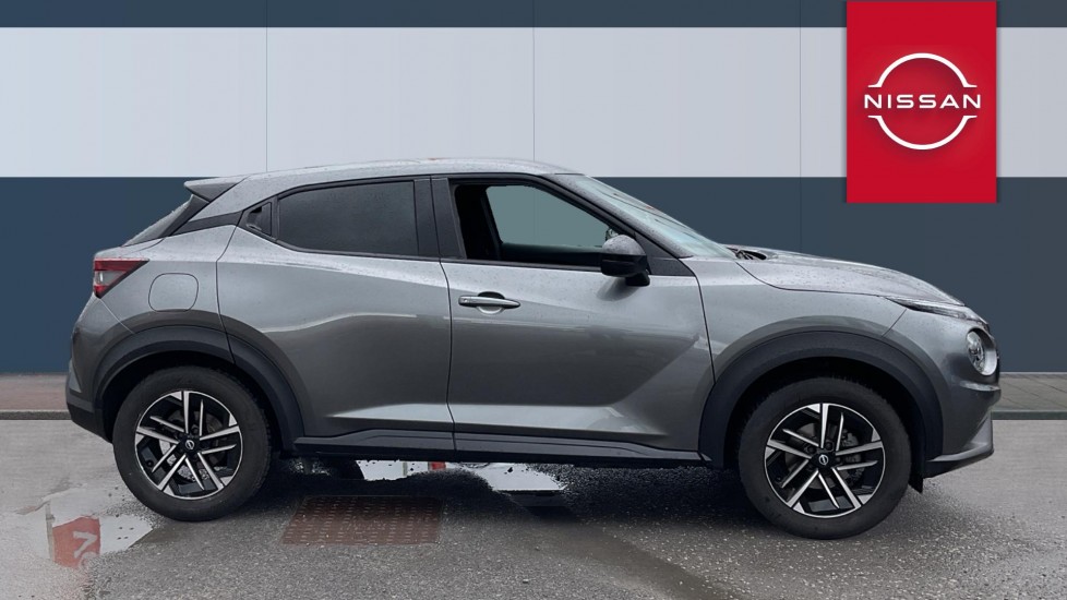 Nissan Juke 1.0 DiG-T N-Connecta 5dr Petrol Hatchback - Image 5