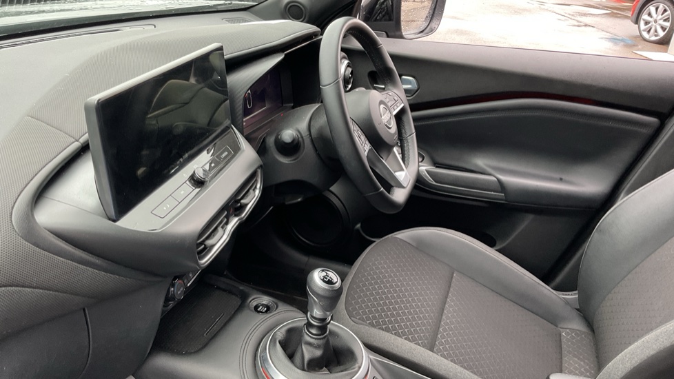 Nissan Juke 1.0 DiG-T N-Connecta 5dr Petrol Hatchback - Image 9