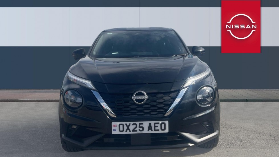 Nissan Juke 1.6 Hybrid Tekna 5dr Auto Hybrid Hatchback - Image 3
