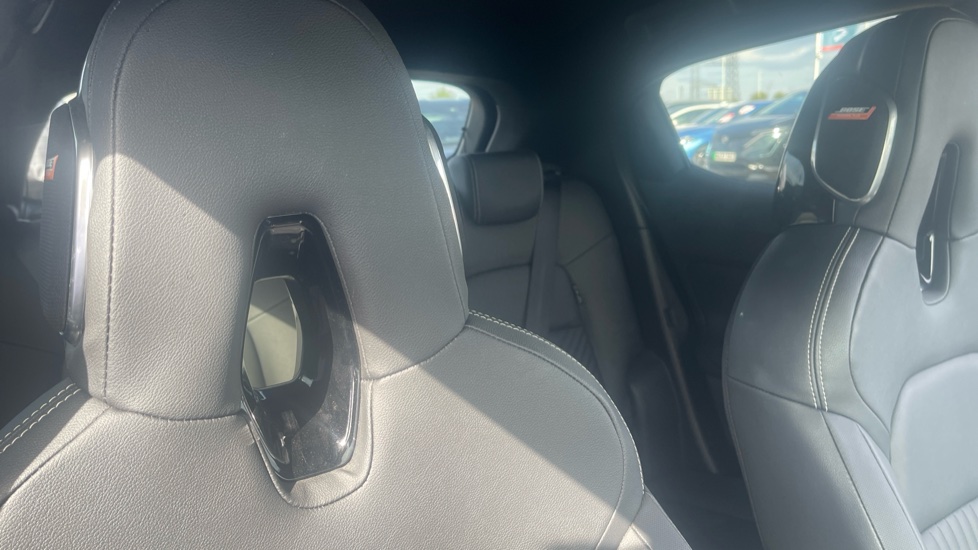 Nissan Juke 1.6 Hybrid Tekna 5dr Auto Hybrid Hatchback - Image 15